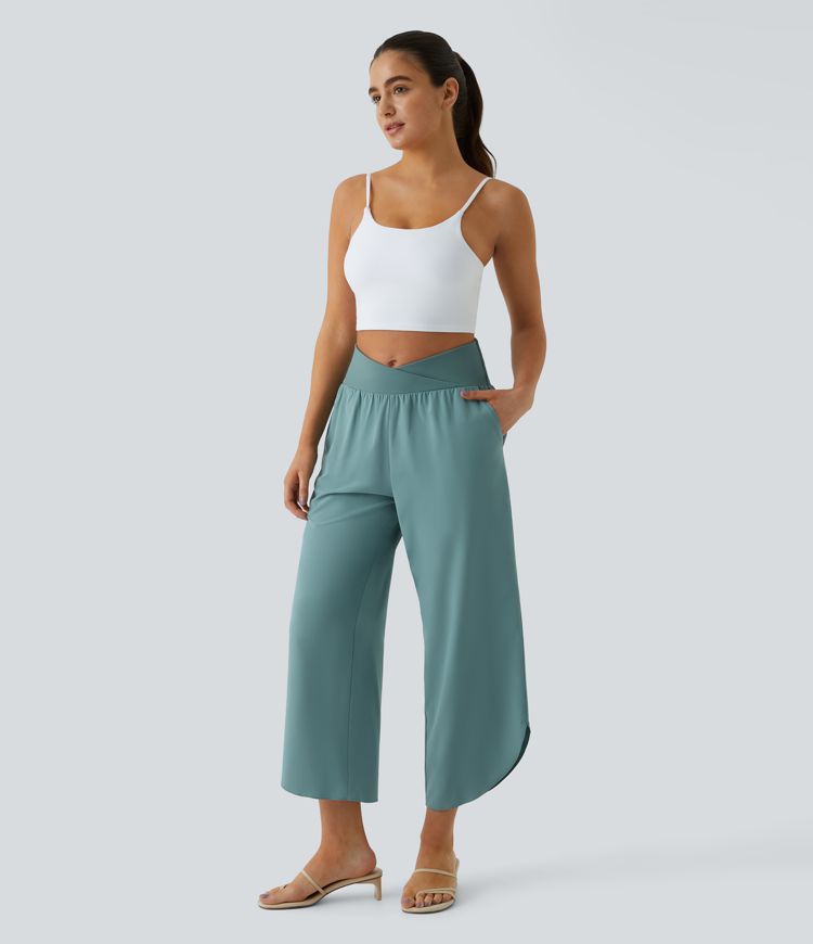 Breezeful™ - Pantaloni incrociati plissettati con vita alta e tasche laterali